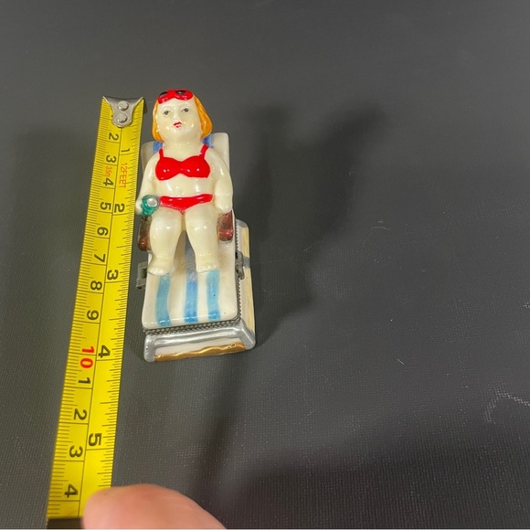 Vintage Swimsuit Figurine with Red Bikini - Picture 8 of 9